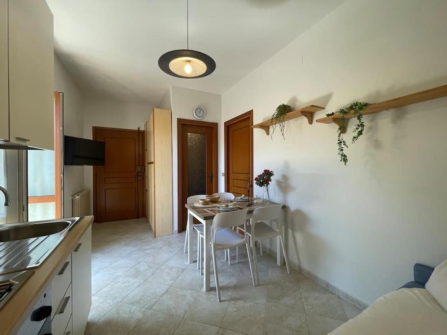 דירות פייטרה ליגורה Free Parking Casa Con Giardino - Centro Mare A 5 Minuti מראה חיצוני תמונה